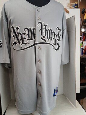 Victorious Gray Baseball Jersey XL New York Embroidered (0804G4)